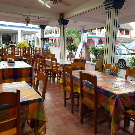 Hotel Fenix Cuyutlan  Bagian luar foto